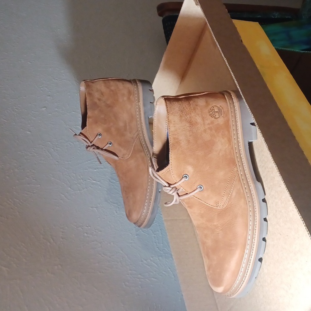 Men/Medium size 8 Timberland PORT UNION 💧proof Chukka RUST NUBUCK Lightly Used